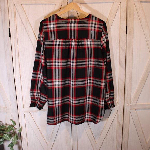 NWT - Christopher & Banks Long Sleeve blouse - Black-Red Plaid - Size L - Picture 4 of 9
